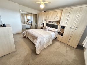 Bedroom- click for photo gallery